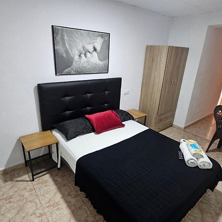 Hostal Sol Celeste リョレート・デ・マル エクステリア 写真