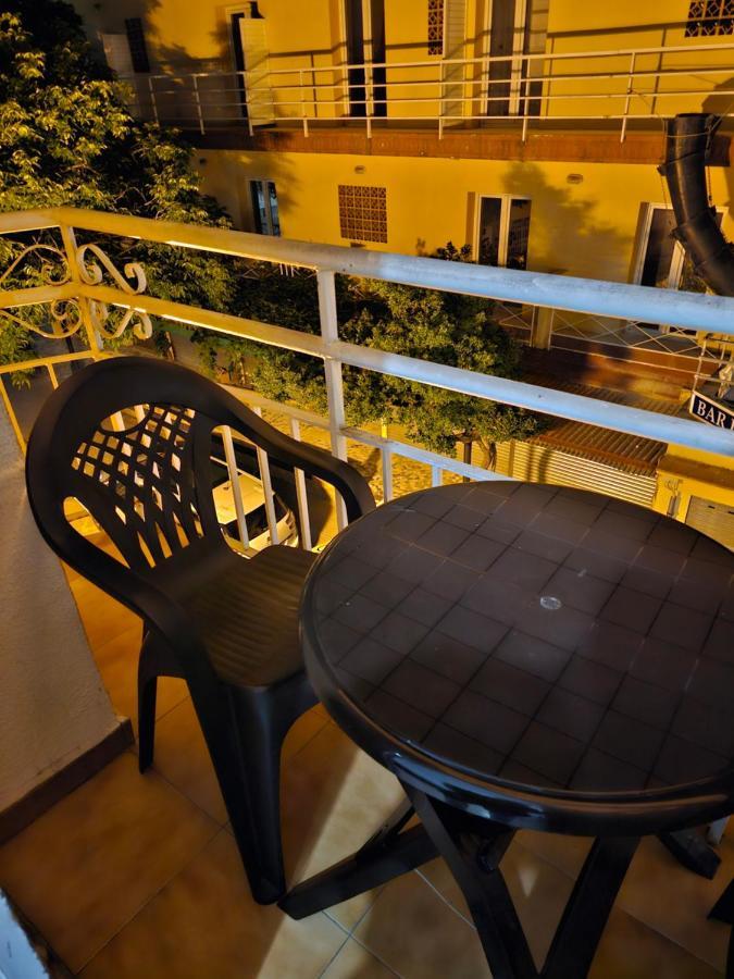 Hostal Sol Celeste リョレート・デ・マル エクステリア 写真
