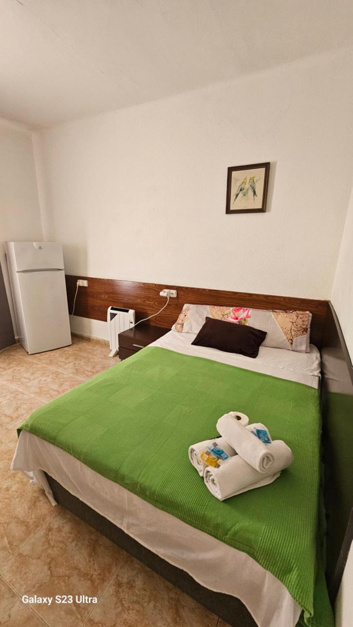 Hostal Sol Celeste リョレート・デ・マル エクステリア 写真